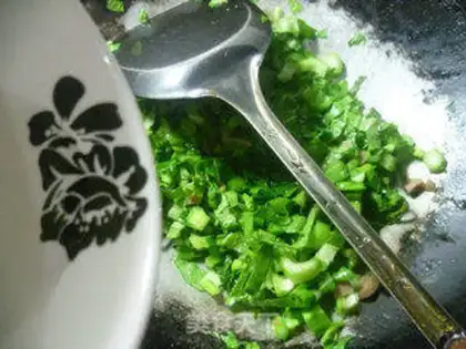 Make Beefball oil and rice step 4