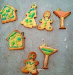 Make Baby-to-child game -- making Christmas cream cookies step 16