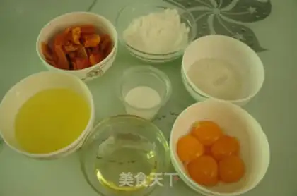 Make Pumpkin Swiss cake step 0