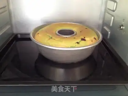 Make Double yogurt cake step 12