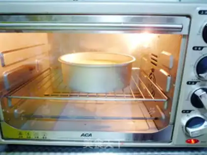Make Christmas castle cake step 14
