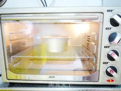 Make Christmas castle cake step 16
