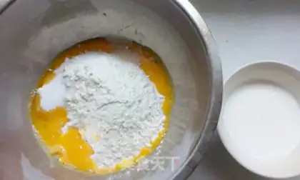 Make Cream buns step 0