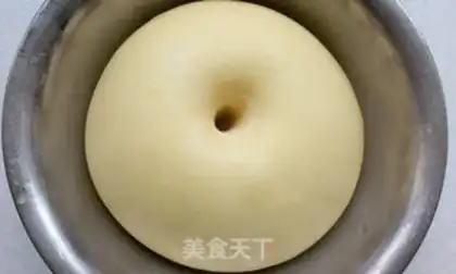 Make Cream buns step 3