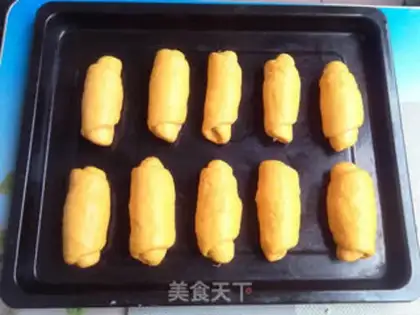 Make Pumpkin pine rolls step 9