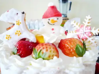 Make Christmas castle cake step 24