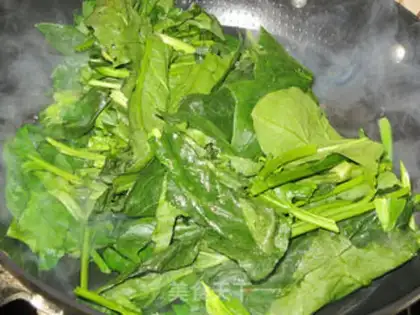 Make Scrambled noodles step 1