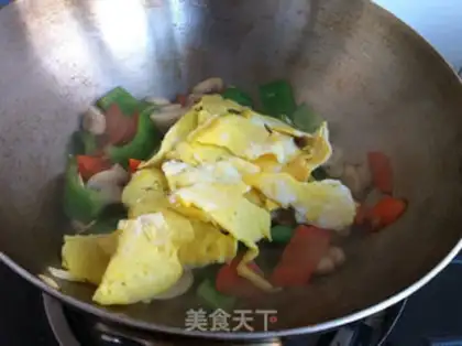 Make Eggs fried with mushrooms step 10