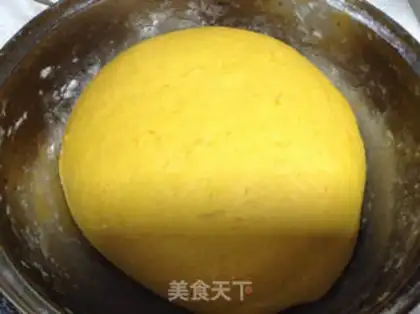 Make Pumpkin bean bun step 2
