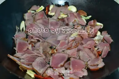 Make Garlic pork step 3