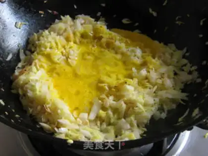 Make Shrimp-covered eggs step 6