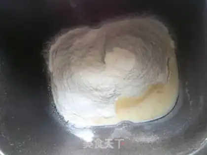 Make Christmas bread step 1