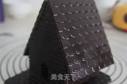 Make Christmas chocolate house step 10