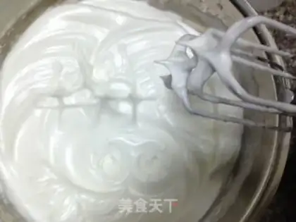 Make Strawberry birthday cake step 9