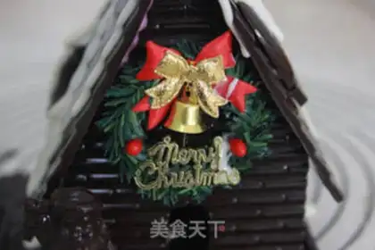Make Christmas chocolate house step 12