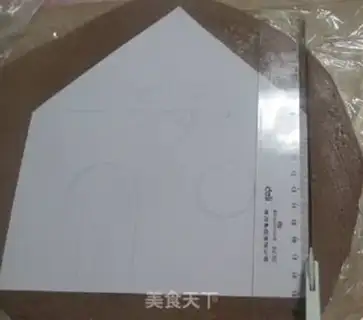 Make Christmas gingerbread house step 7