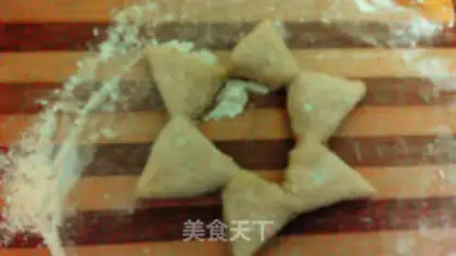 Make Christmas bread step 7