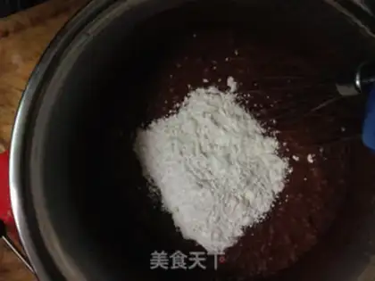Make Christmas lava cake step 7