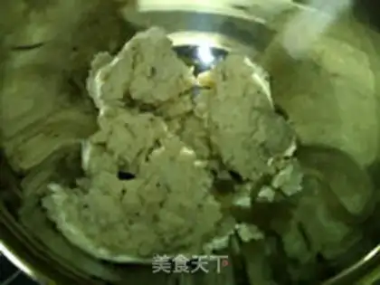 Make Precious onion slag muffins step 1