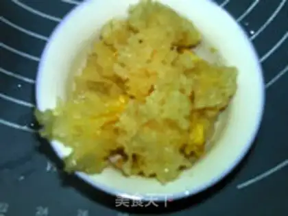 Make Peachy glue silver spoon step 5