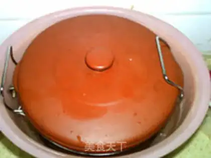 Make Peachy glue silver spoon step 10