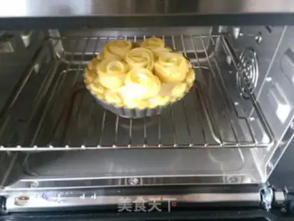 Make Flower apple pie step 17