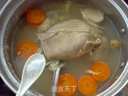 Make Silver apricot pig belly soup step 3