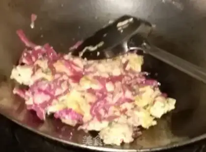 Make Flamingos, fried eggs step 4