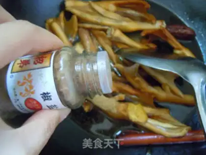 Make Caramel duck claw step 9