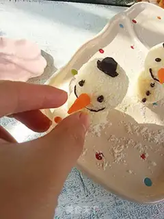 Make Christmas Snowman step 12