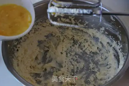 Make Rolling sugar donuts step 2