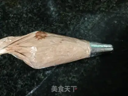 Make Snail cookies step 6