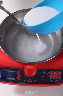 Make Christmas bread step 4