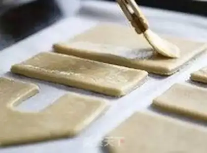 Make The Christmas house step 5