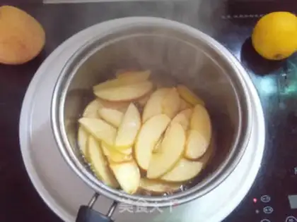 Make Inverted apple pound cake step 3