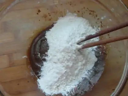 Make The red sugar cookie house step 4