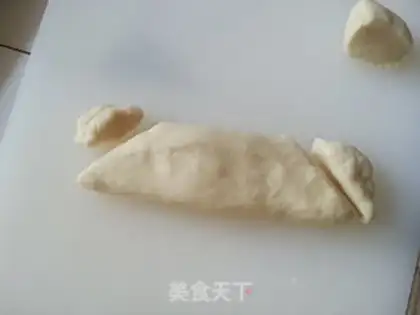 Make Christmas bread step 7