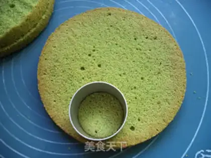 Make Christmas tree cake step 13