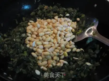Make Soybeans in the snow step 4