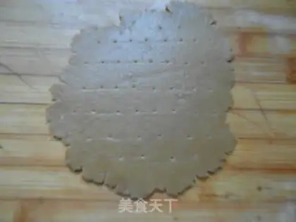 Make The red sugar cookie house step 12