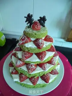 Make Christmas tree cake step 22