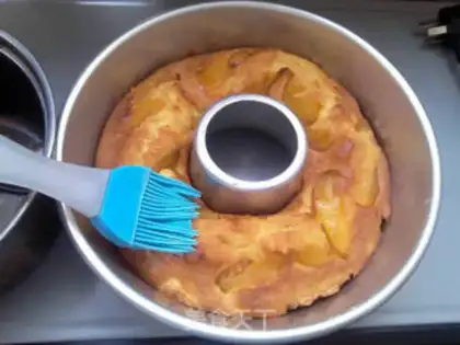 Make Inverted apple pound cake step 15