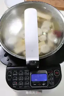 Make Sugar cane horse hoof water step 2