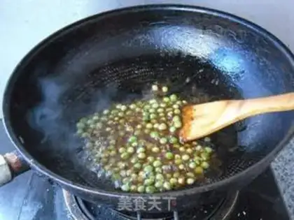 Make Soybean fried rice step 4