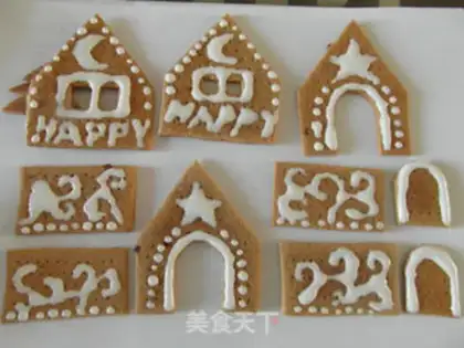Make The red sugar cookie house step 21