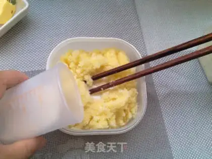 Make Coconut bread step 4