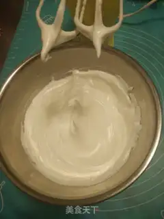 Make French dessert trunk cake step 5