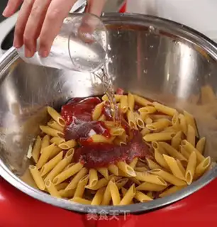 Make Spaghetti beef sauce step 1