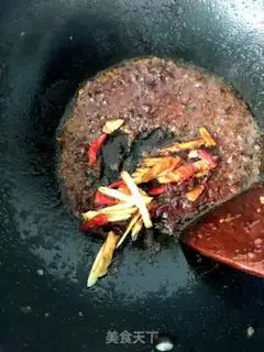 Make Spaghetti spicy sauce step 3