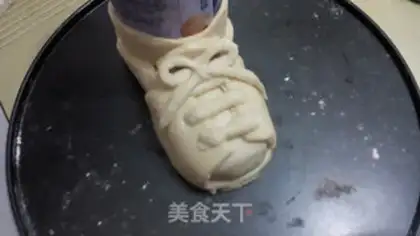 Make Christmas boot bread step 11